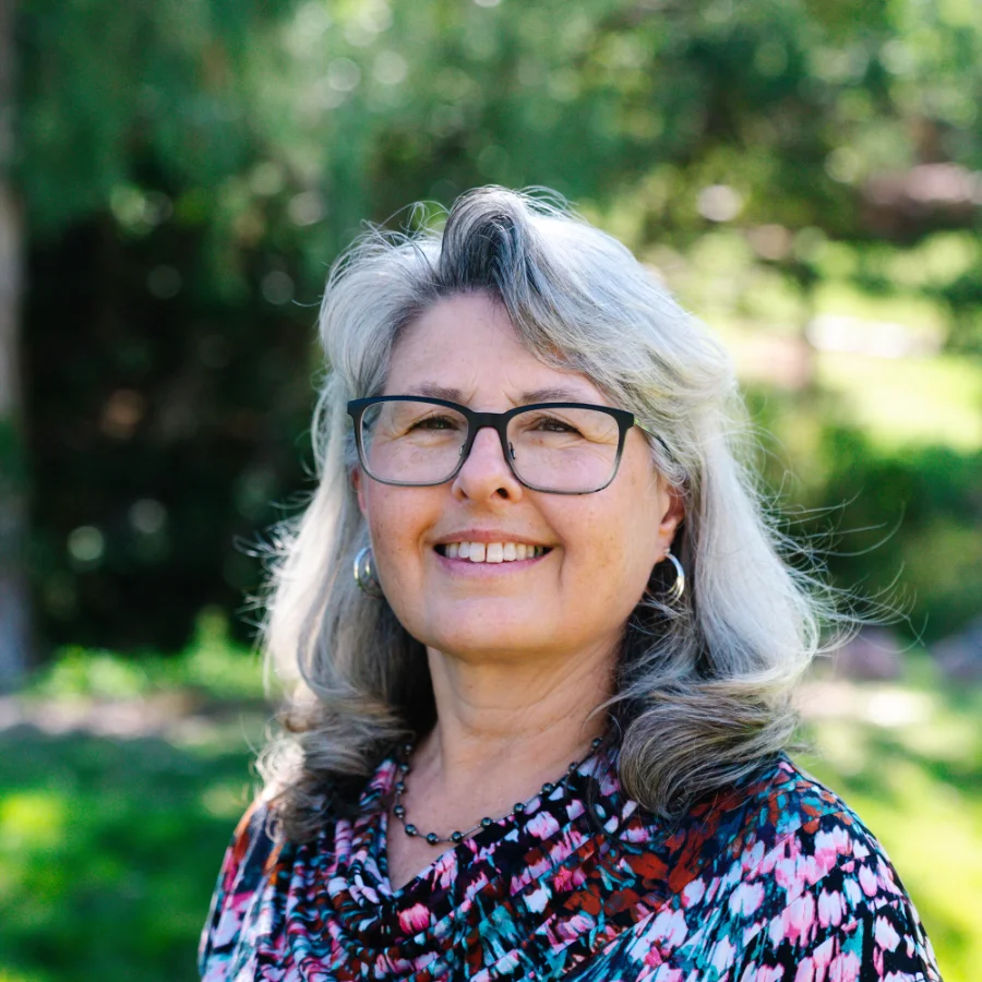 headshot of shepherd Karen Rissinger