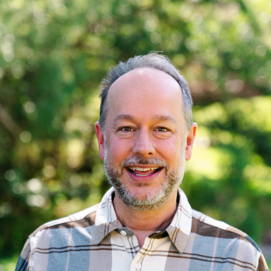 headshot of shepherd Roger Sharp