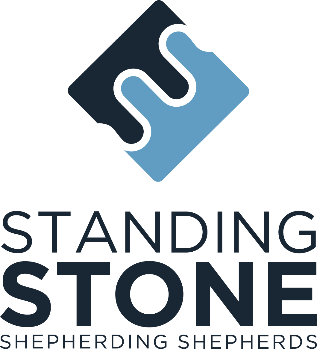 standing stone vertical logo