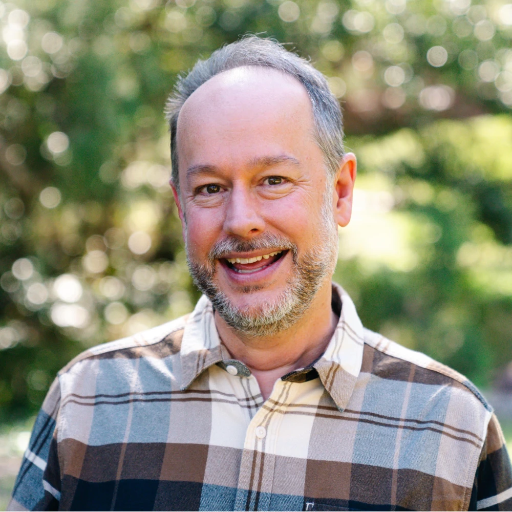 Roger Sharp headshot